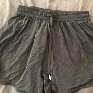 lululemon principal dancer short